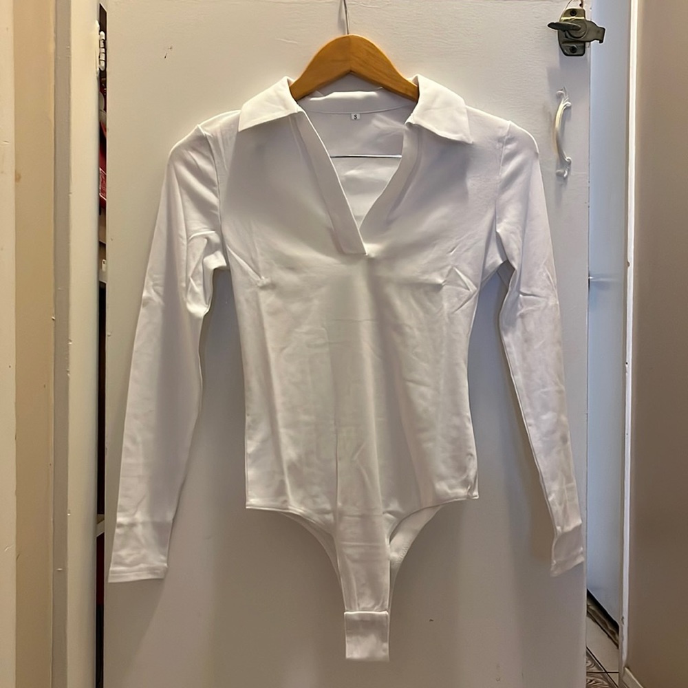 Brand new bodysuits long sleeves size small